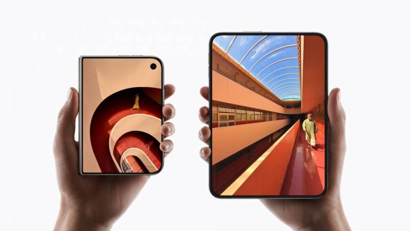 Apple Finally Folds: The $1,999 iPhone Duo Leads a Packed 2026 Hardware Lineup 2 Apple iPhone Duo