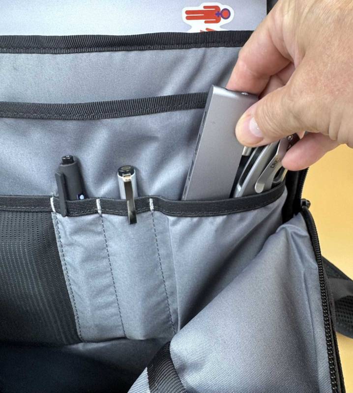 Chrome Industries Recruit 22L Pack Review: A Tough, Nimble Day Tripper That's Easy to Live With! 17 Chrome Industries Recruit 22L Pack