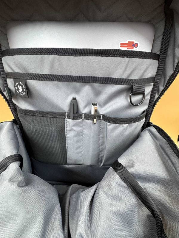 Chrome Industries Recruit 22L Pack Review: A Tough, Nimble Day Tripper That's Easy to Live With! 8 Chrome Industries Recruit 22L Pack Review: A Tough, Nimble Day Tripper That's Easy to Live With!