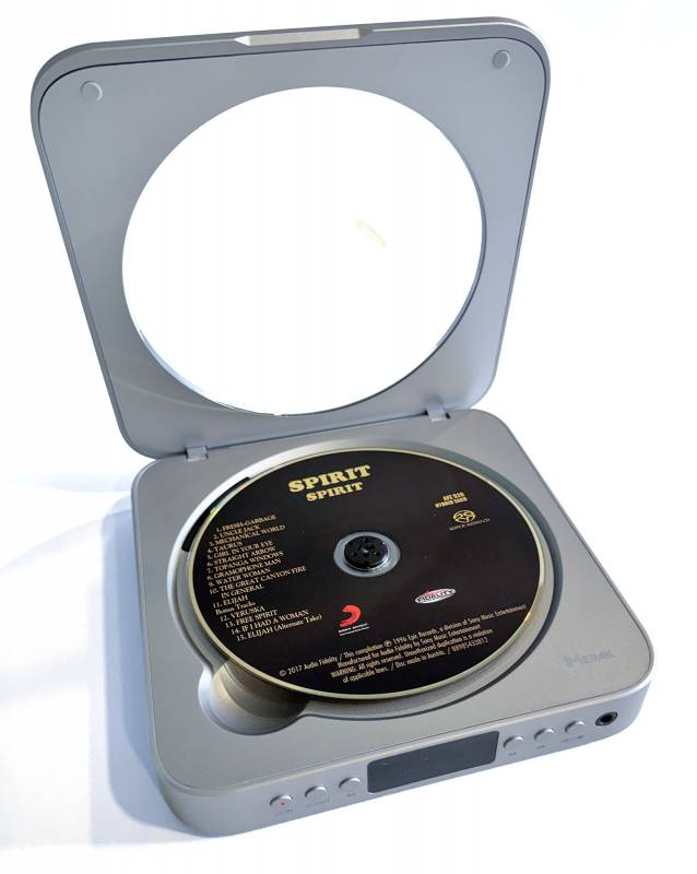 Fosi Audio Merak CD Player Review: Perfection in a Small Package 2 Fosi Audio Merak CD Player with lid opened