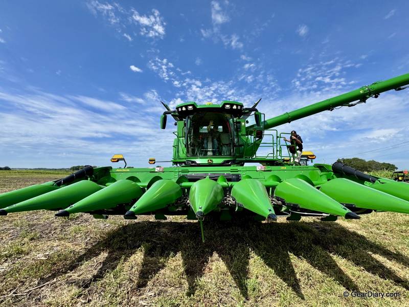 John Deere’s Precision Ag Stack: How Smart Machines See, Decide, and Farm 1 John Deere's Precision Ag Stack