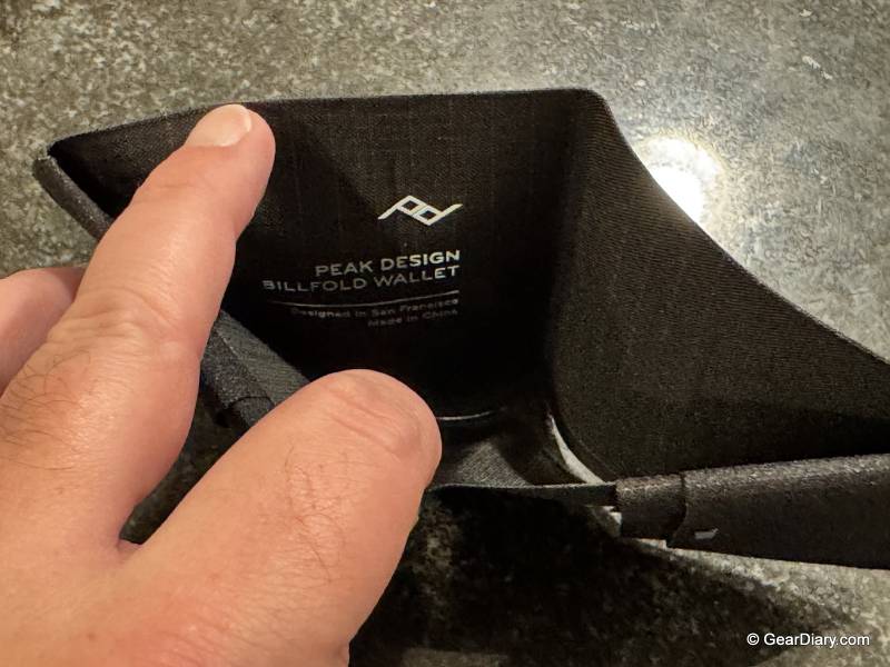 Peak Design City Backpack 22L, Everyday Billfold Wallet, and Beacon Finder Card Review: A Lighter, Sleeker Take on the Daily Carry 20 Peak Design Everyday Billfold Wallet