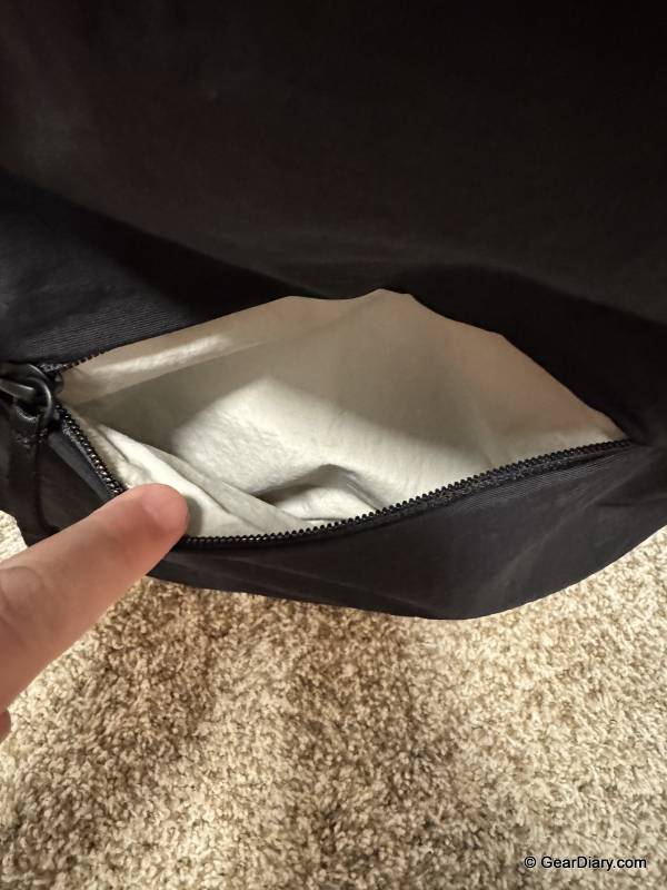 Peak Design City Backpack 22L, Everyday Billfold Wallet, and Beacon Finder Card Review: A Lighter, Sleeker Take on the Daily Carry 6 Peak Design City Backpack 22L