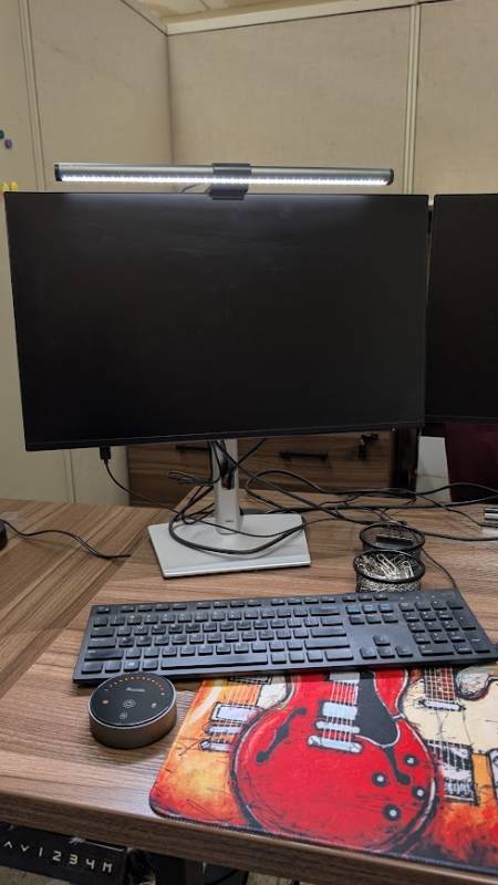 Quntis Monitor Light Bar Glow (HY214) Review: A $50 Monitor Light Bar That Brightens Your Desk Without the Glare 5 Quntis Monitor Light Bar Glow (HY214)
