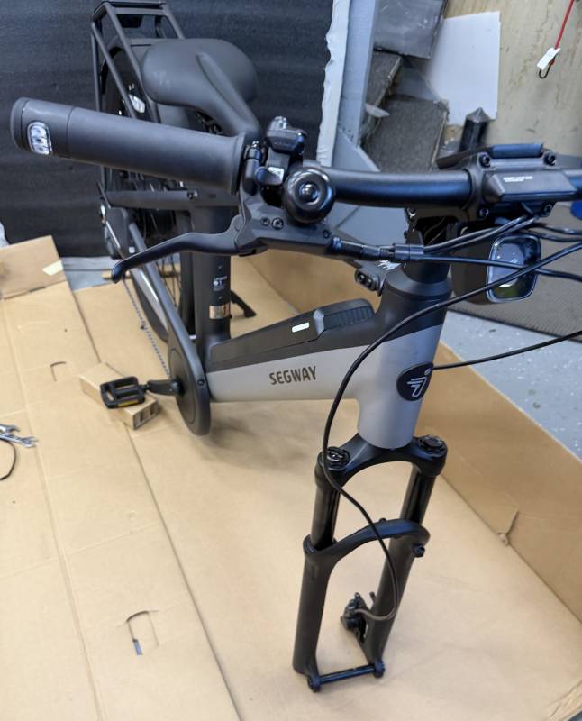 Segway Myon E-bike Review: High-Tech Features That'll Make Your Car Jealous 5 Assembling the Segway Myon