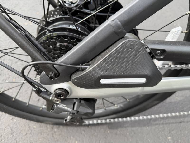 Segway Myon E-bike Review: High-Tech Features That'll Make Your Car Jealous 18 The rear wheel on the Segway Myon