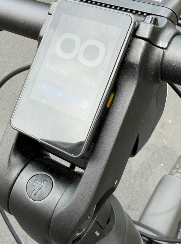 Segway Myon E-bike Review: High-Tech Features That'll Make Your Car Jealous 31 Segway Myon display