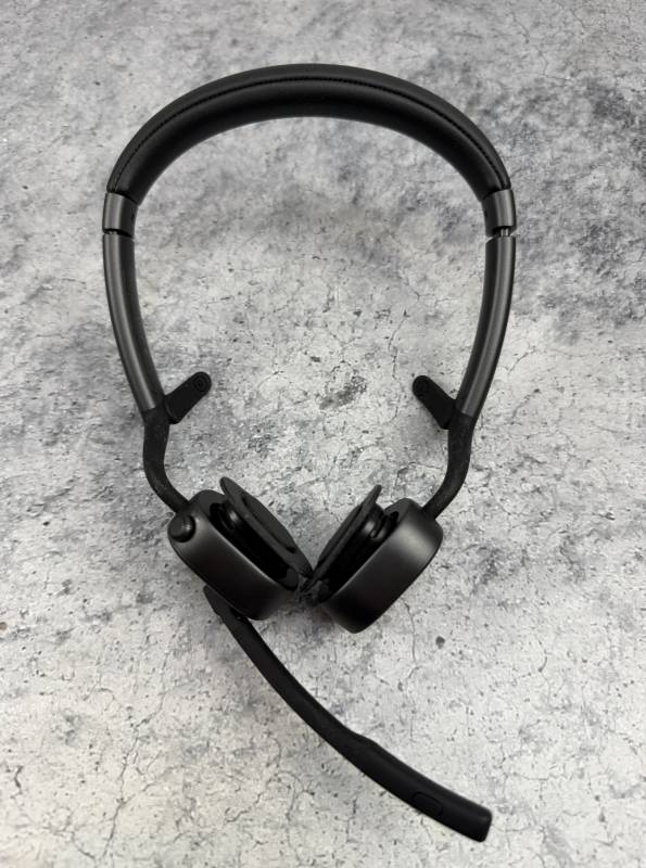 Shokz OpenMeet2 Bone Conduction Headset Review: The Open-Ear Work Headset Just Got Smarter, Sleeker, and More Comfortable 5 Shokz OpenMeet2 Bone Conduction Headset