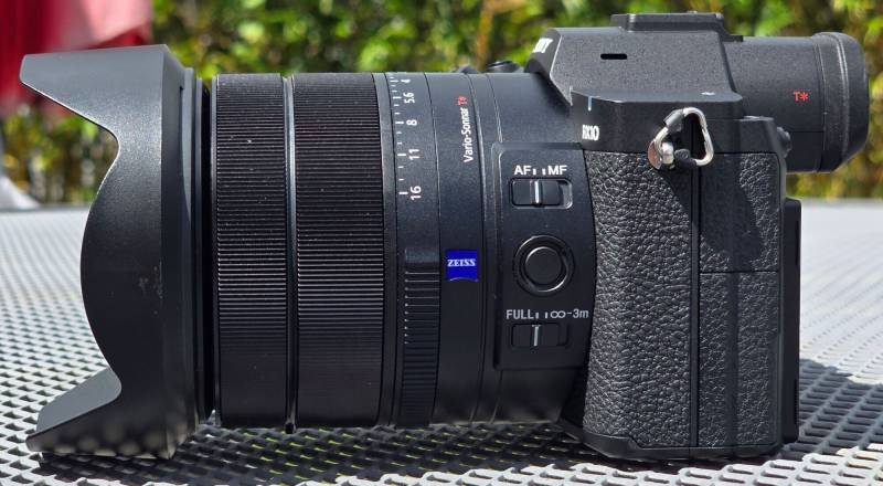 Sony RX10V 25x High Zoom Digital Camera Review: The Ultimate Travel Camera Finally Gets an Update 9 Sony RX10V 25x High Zoom Camera