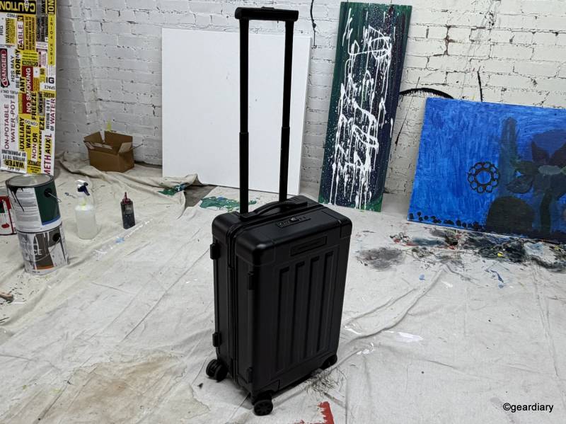 Sterling Pacific Polycarbonate 40L and 90L Travel Cases Review: Luxury Luggage Gets Lighter Without Losing Its Character 15 Sterling Pacific Polycarbonate Cabin Travel Case 40L