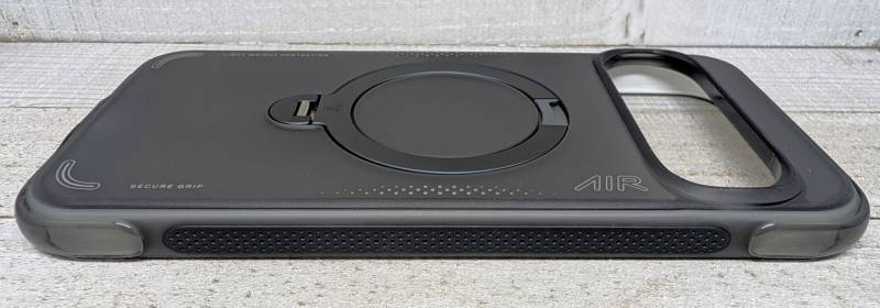 TORRAS Ostand Q3 Air Case Review: MagSafe Compatible with Built-in Rotating Adjustable Stand and Drop Protection up to 4m (13ft) 6 TORRAS Ostand Q3 Air Case