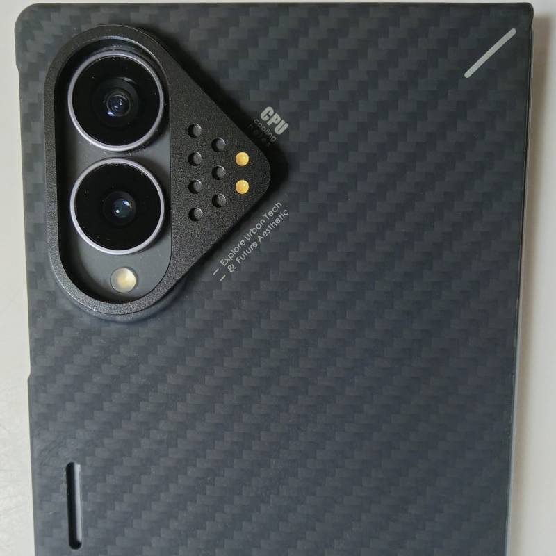 Aulumu SF8 Ultra-Slim Aramid Fiber Case for Samsung Galaxy Z Fold8 Review: A Great Thin Option for One of the Thinnest Foldables 14 Camera area of the Aulumu SF8 Ultra-Slim Aramid Fiber Case for Samsung Galaxy Z Fold8 Series