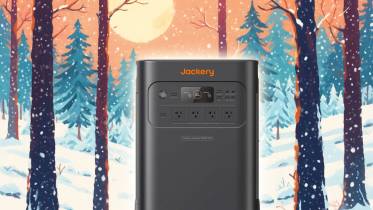 Jackery Explorer 5000 Plus Power Station with Smart Transfer Switch