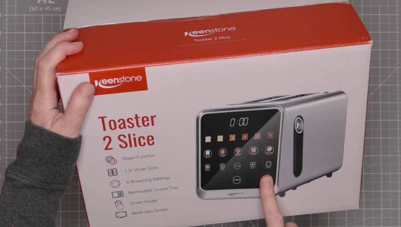 Keenstone 2 Slice Toaster Review: Easy Controls, but How’s the Toast? 1 Keenstone 2 slice toaster box