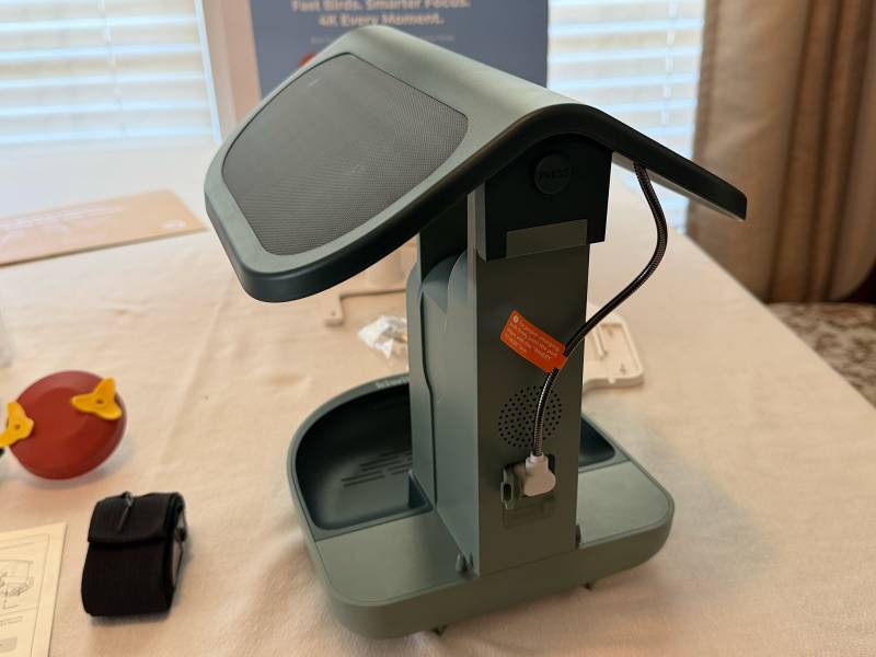 Kiwibit Bird Feeder 2 Pro 4K AI Camera with Solar Panel Review: Smart Enough to Know Who's Stopping by for Breakfast 7 Kiwibit Bird Feed 2 Pro