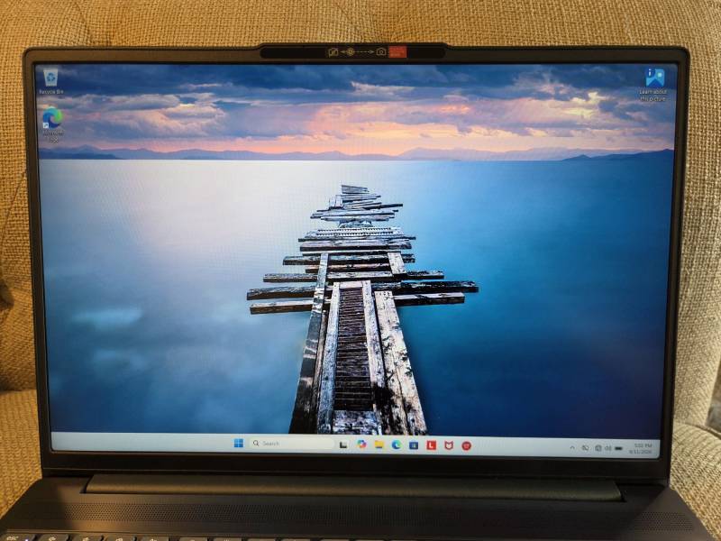 Lenovo IdeaPad Slim 3i Laptop (2026) Review: An Enigmatic All-Rounder with a Tale of Two Prices 17 The Lenovo IdeaPad Slim 3i Laptop's display