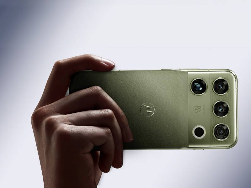 Motorola Signature 27 Preview Pairs Snapdragon 8 Elite Extreme Gen 6 with Bang & Olufsen Audio 7 motorola signature 27