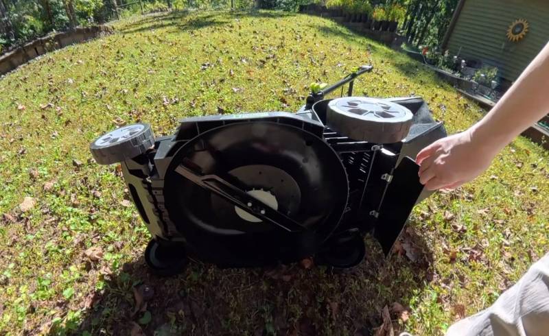 NovorikX 40V Electric Cordless Lawn Mower Review: Lightweight, Simple, and Surprisingly Capable 10 NovorikX 40V Electric Cordless Lawn Mower blade