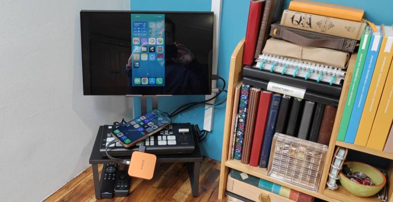ORICO MG7 8-in-1 Magnetic Hub Review: A Handy iPhone Dock with One Hot Issue 14 Testing the HDMI port on the ORICO MG7