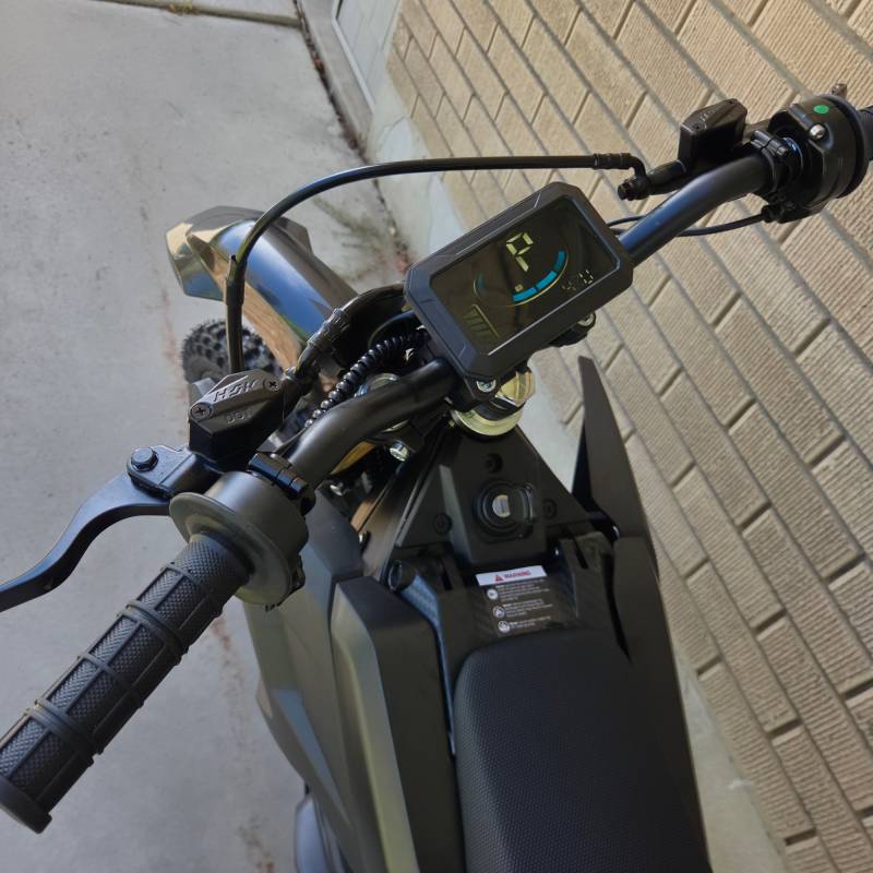 Oryxearth VRME1000-5 Lightweight Off-Road Electric Dirt Bike Review: A Great Starter Dirt Bike for Teens or Teen-Sized Adults 9 Oryxearth VRME1000-5 Lightweight Off-Road Electric Dirt Bike