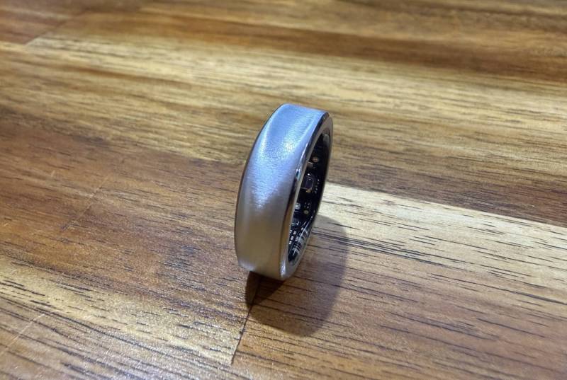 RingConn Gen 3 Smart Ring Review: The Smart Ring for People Who’d Rather Skip the Smartwatch 5 RingConn Gen3 side view