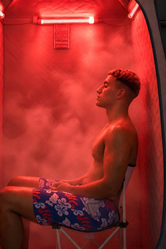 Skip the Spa: The Hazemor Instant Sauna Tent Brings the Steam Room Home and Folds Away When You’re Done 8 Hazemor Instant Sauna Tent
