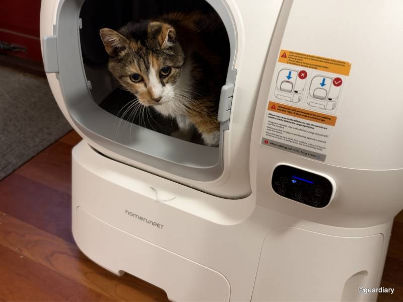 HomerunPET CS106 Review: A Self-Cleaning Litter Box That Takes More Than Scooping Off Your To-Do List 1 Bella using the HomerunPET CS106