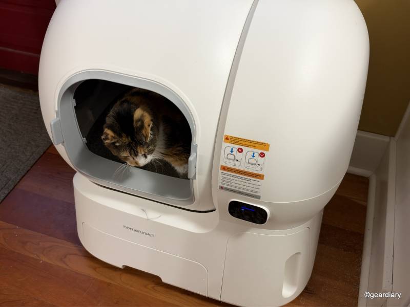 HomerunPET CS106 Review: A Self-Cleaning Litter Box That Takes More Than Scooping Off Your To-Do List 16 Bella inside the HomerunPET CS106