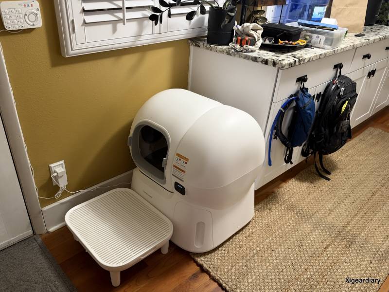 HomerunPET CS106 Review: A Self-Cleaning Litter Box That Takes More Than Scooping Off Your To-Do List 18 HomerunPET CS106 witht eh optional step