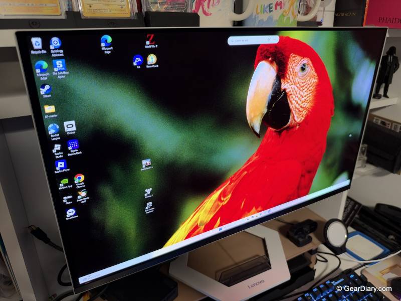 Lenovo Legion Pro 27UD-10 Review: 4K OLED, 240Hz, and No Compromises Required 15 The desktop on the Lenovo Legion Pro 27UD-10