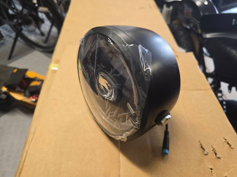 Talonebike Talon T787 Patriot Limited Edition Dual Motor Ebike headlight