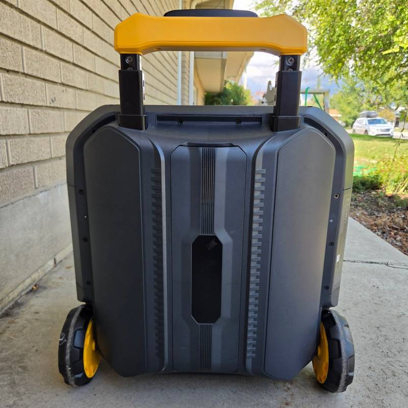 VTOMAN FlashSpeed Pro 3600 Portable Power Station Review: Great Value and Performance, but Calling It Portable Might Be a Stretch 10 VTOMAN FlashSpeed Pro 3600 Portable Power Station