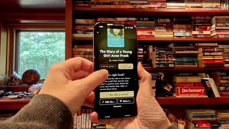 Hylle Review: Catalog Your Bookshelf by Photo With This AI Book Scanner App 5 Scanning mistake
