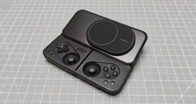 The Travel Gadgets I Took to Sanibel Island — and What I’d Pack Again 10 Piorama OMNI PAD open